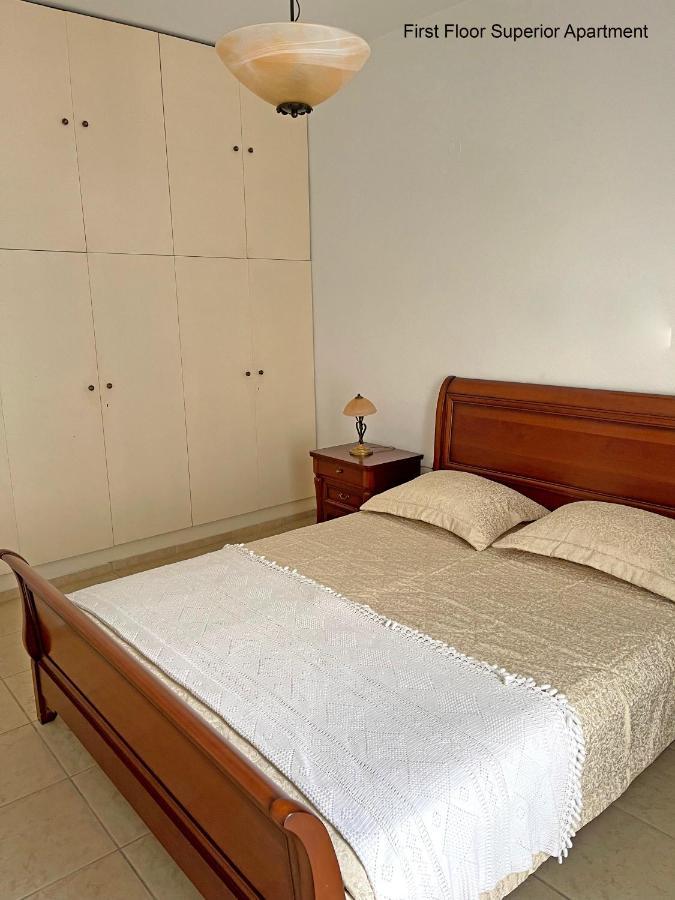 Ocean Village Apartments Agia Pelagia  Exterior photo