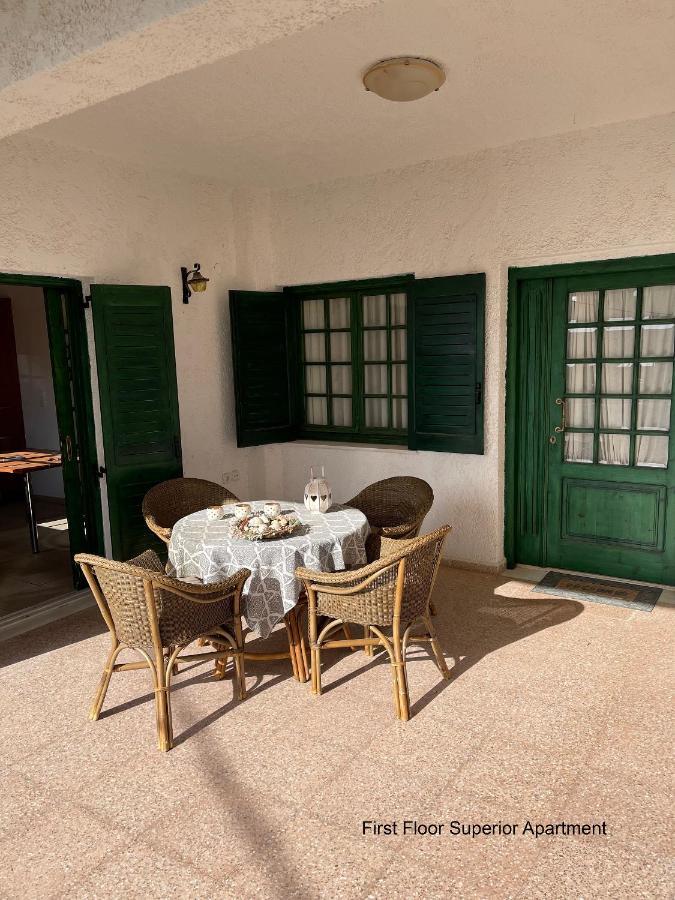 Ocean Village Apartments Agia Pelagia  Exterior photo