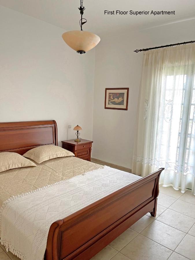 Ocean Village Apartments Agia Pelagia  Exterior photo